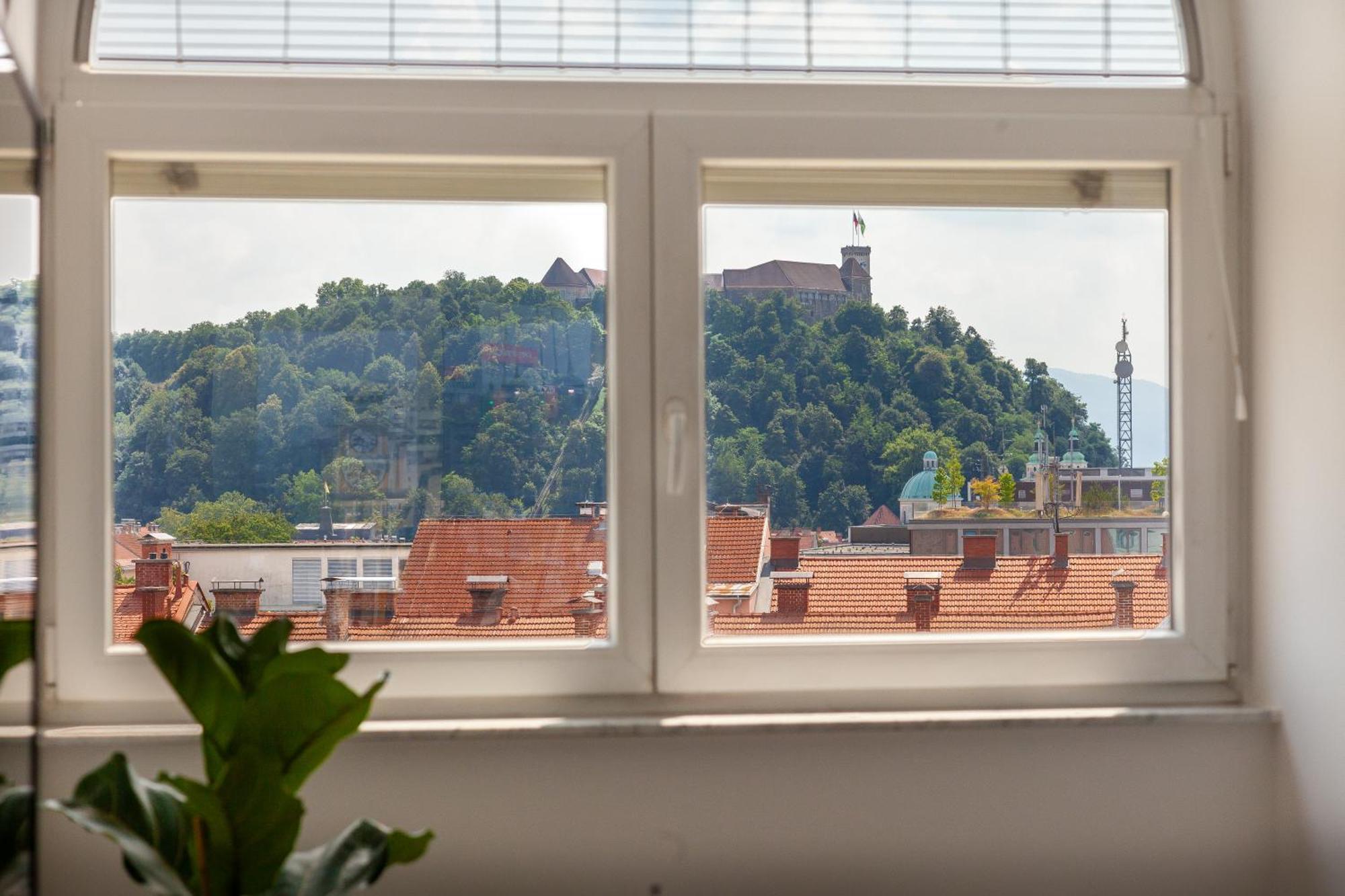 Luxe Penthouse With A Castle View Ljubljana Ngoại thất bức ảnh